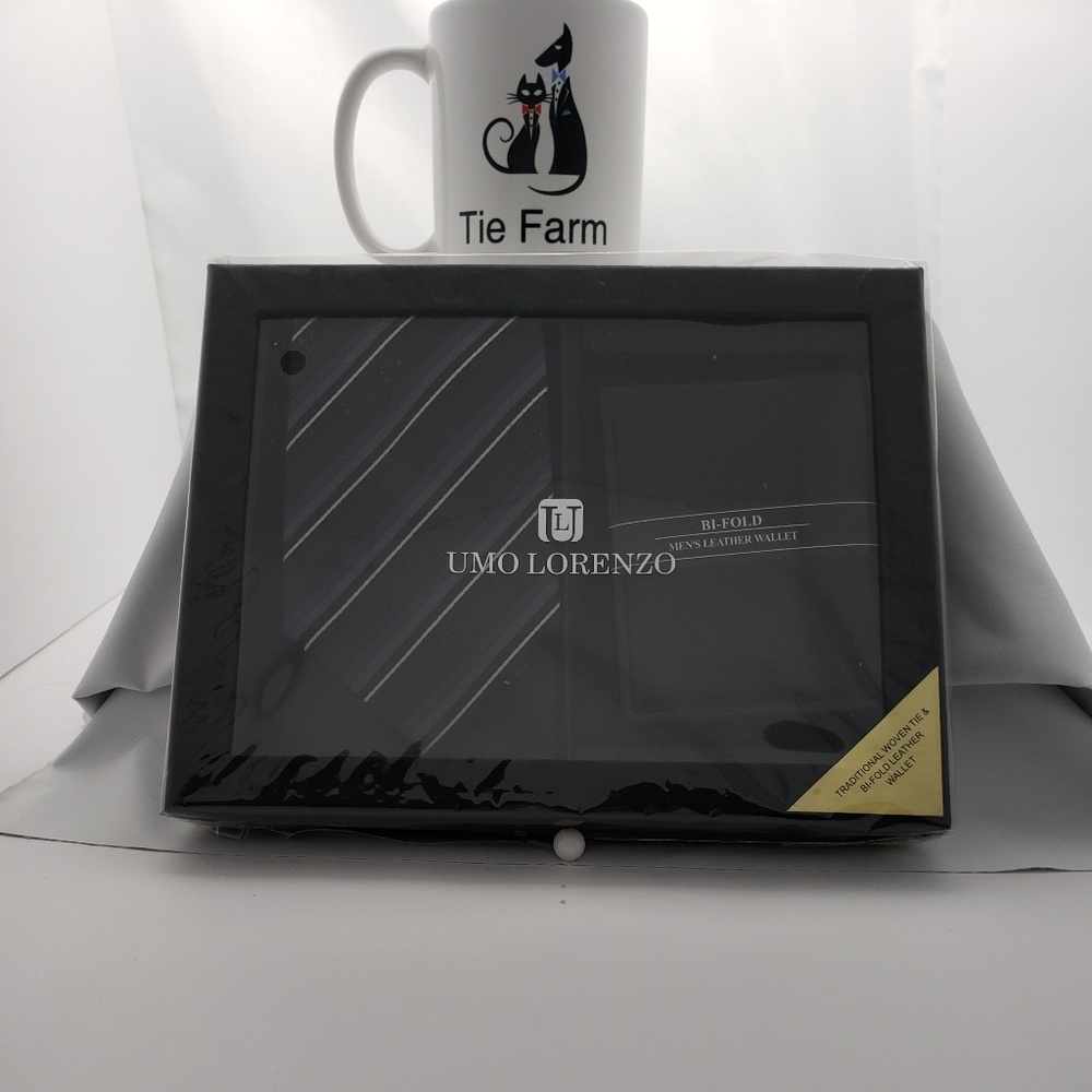 Neck Tie with Wallet